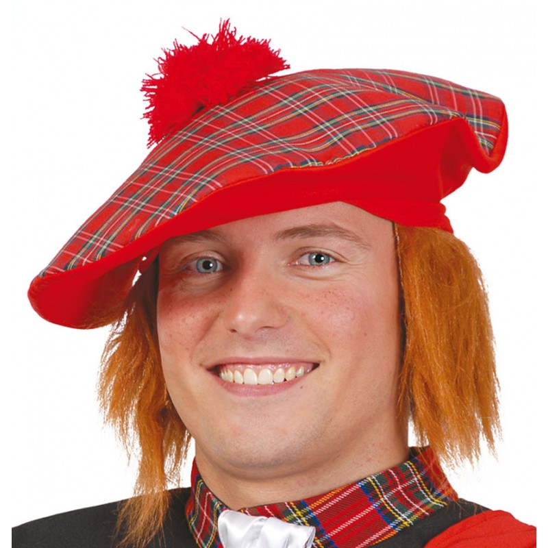 Skotská čepice s rezavými vlasy